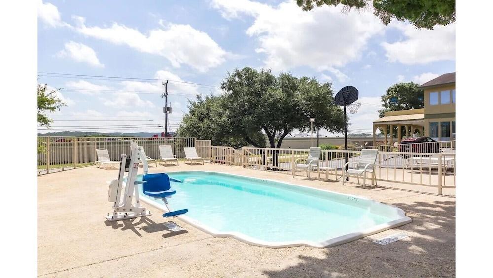 Hillview Inn At Six Flags Fiesta Σαν Αντόνιο Εξωτερικό φωτογραφία